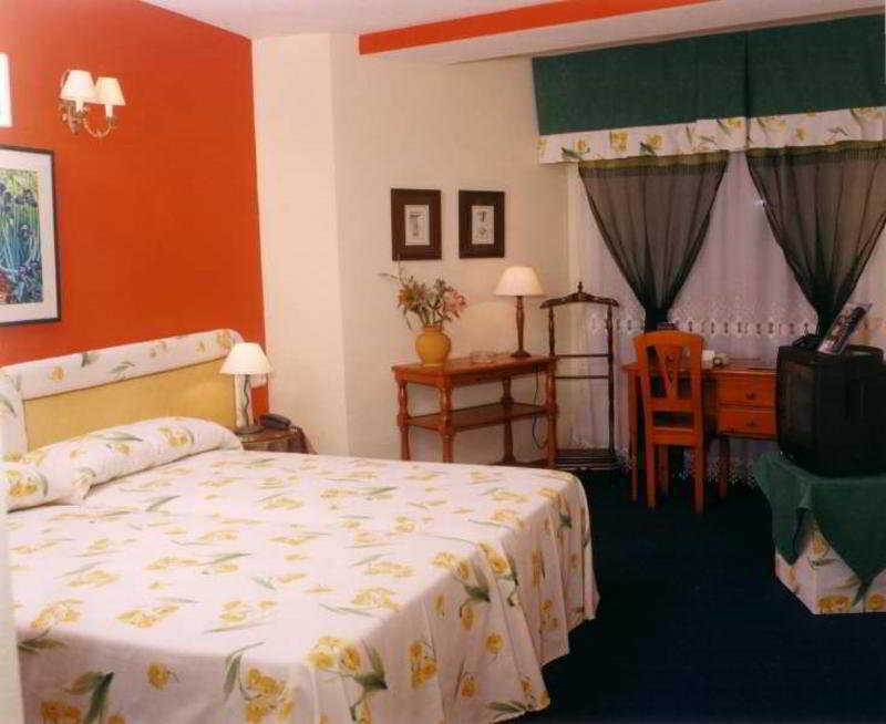 Hotel Reconquista Alzira Pokoj fotografie